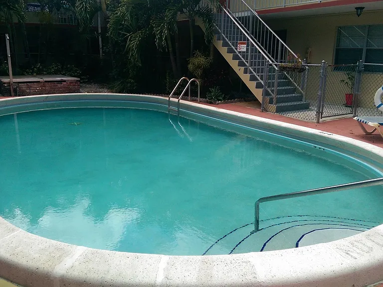 Riverview South Apartments — Photo 22