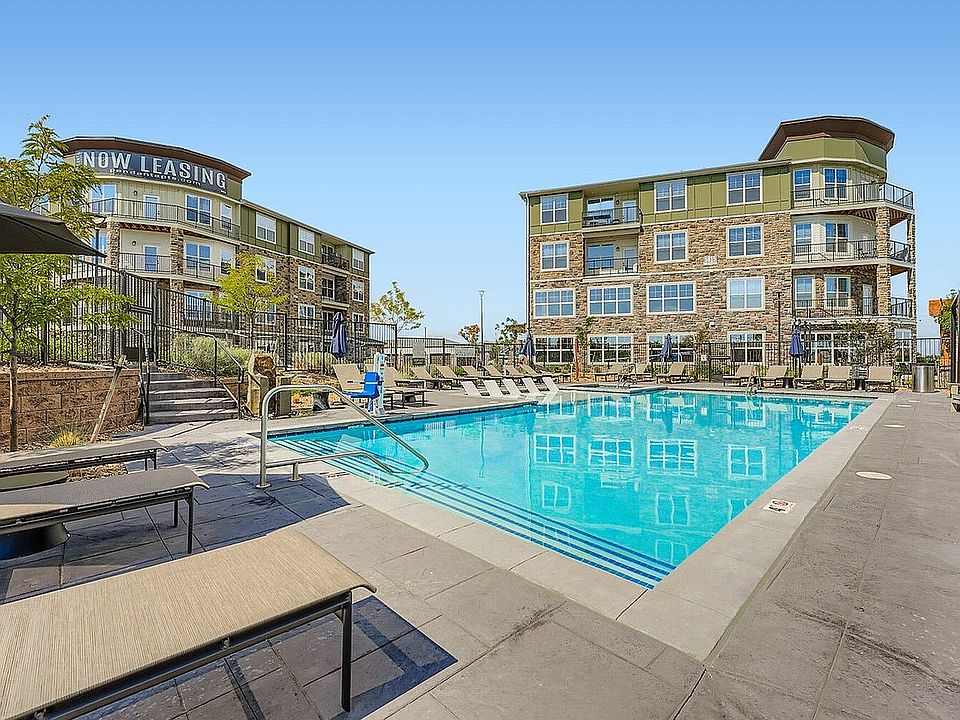 The Pendant Southlands Exterior