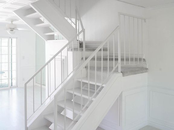 4th image of 23506 Twin Spring Ln