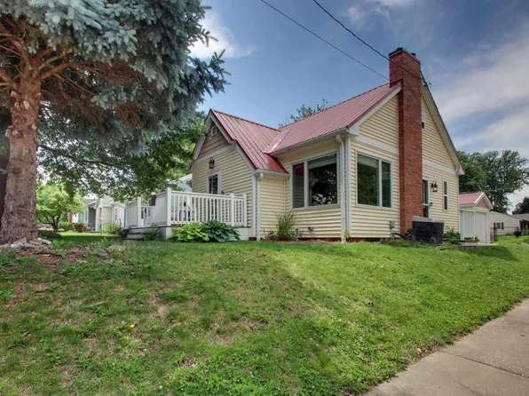 1300 S 24th St, Quincy, IL 62301