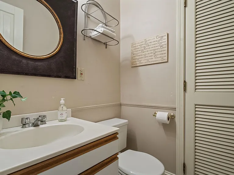 397 Gibbs Ave #1 — Photo 17