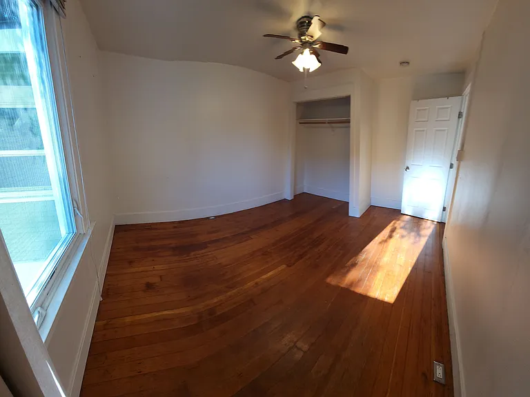 316 E Foothill Blvd — Photo 5