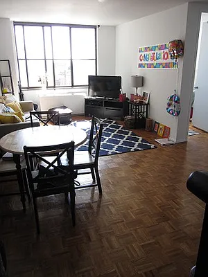 Rented by Newell and Assoc. | media 6