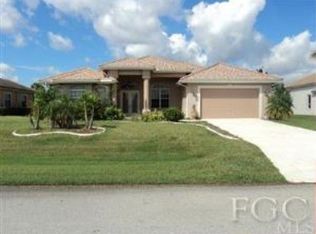 11586 Royal Tee Cir, Cape Coral, FL 33991