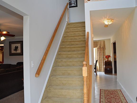 3rd image of 57 Foxboro Ave