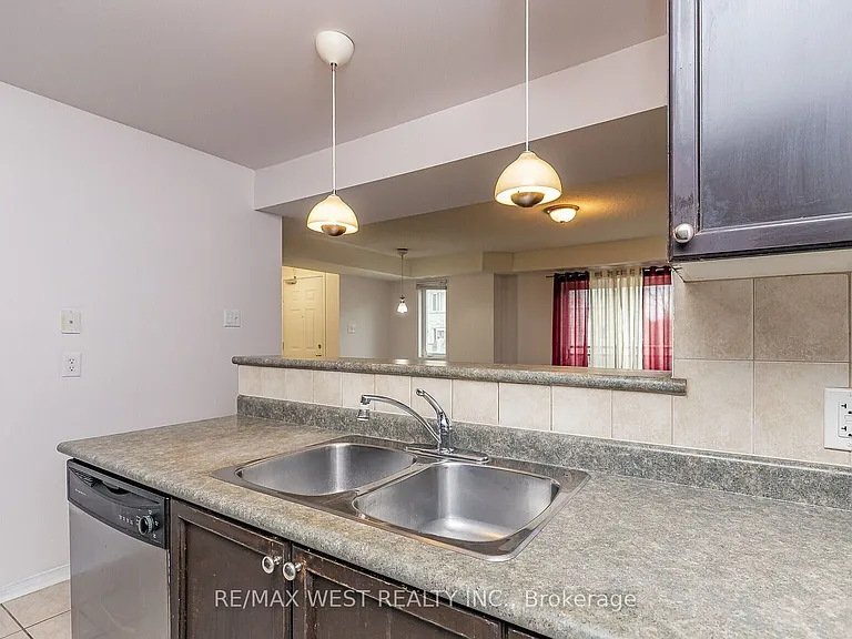 4975 Southampton Dr #218 — Photo 12