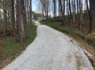 2 Dunaway Rd, Beattyville, KY 41311