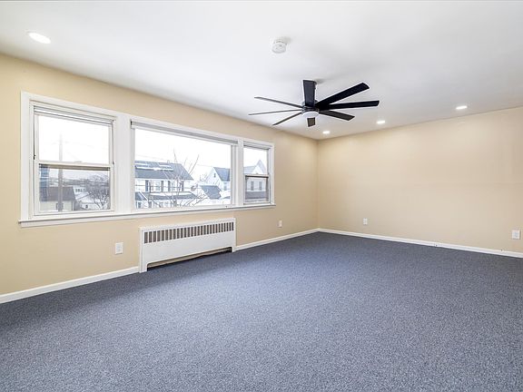 2nd image of 24 S Corona Ave APT 2