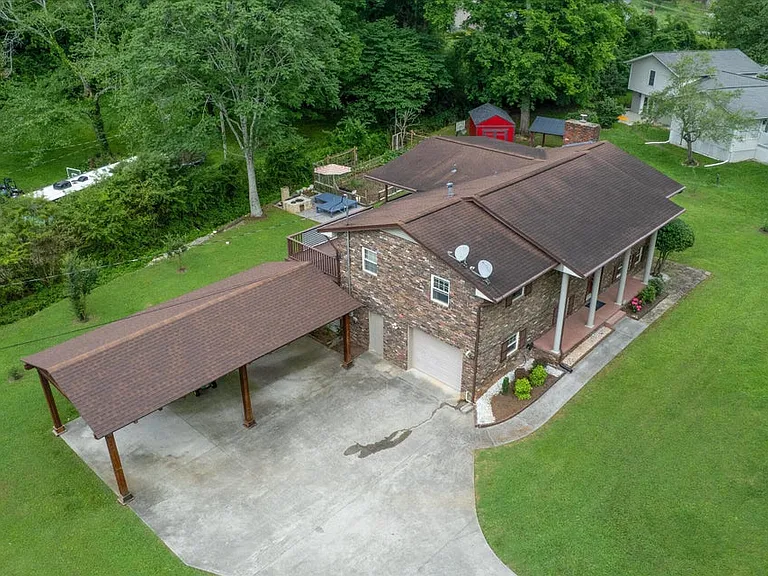1301 Chert Pit Rd — Photo 32