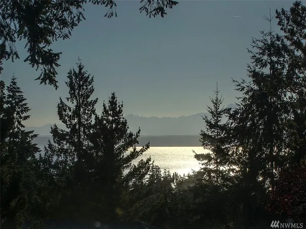 8111 46th Pl W APT C3, Mukilteo, WA 98275