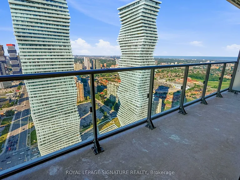 448 Burnhamthorpe Rd W #4606 — Photo 22