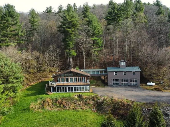 303 N Hollow Rd, Coudersport, PA 16915