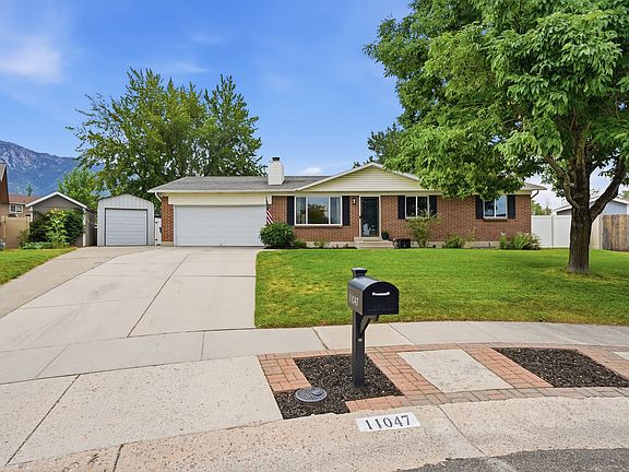 2nd image of 11047 S Lamasa Cir E