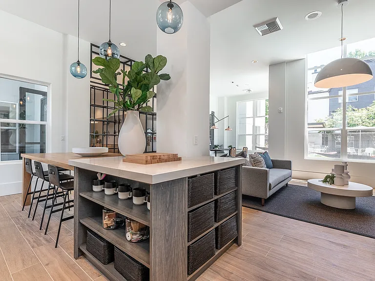 Pallas Townhomes and Apartments — Photo 13