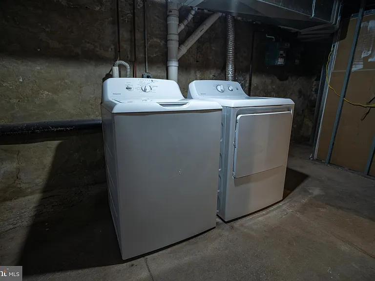 2410 Wharton St #1 — Photo 28