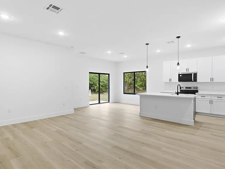 3537 Enid Ln — Photo 3