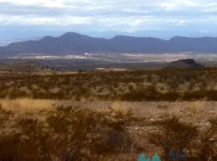 33 Armendaris Rd, Elephant Butte, NM 87935