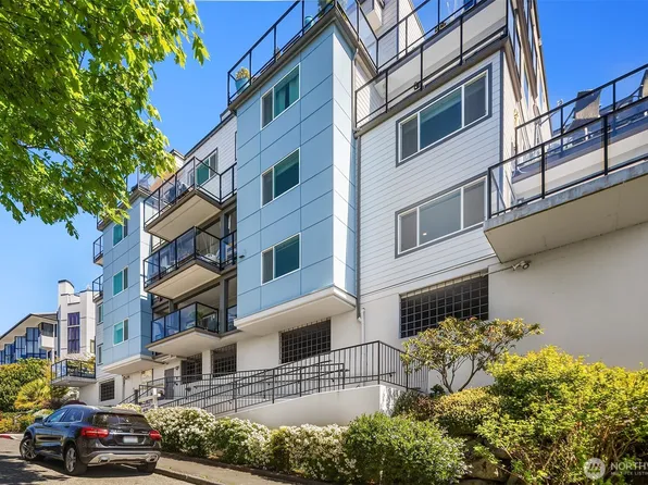 2040 13th Avenue W #33, Seattle, WA 98119