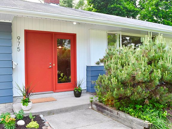 CC5F5B5E-9EE1-4344-84C1-72952078F2C3