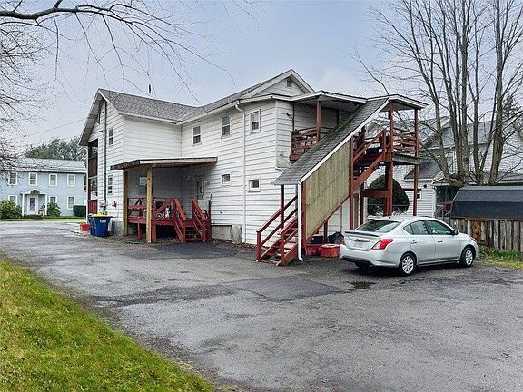 3rd image of 151 Talcott St