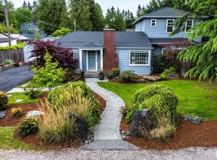 15244 12th Ave NE, Seattle, WA 98155