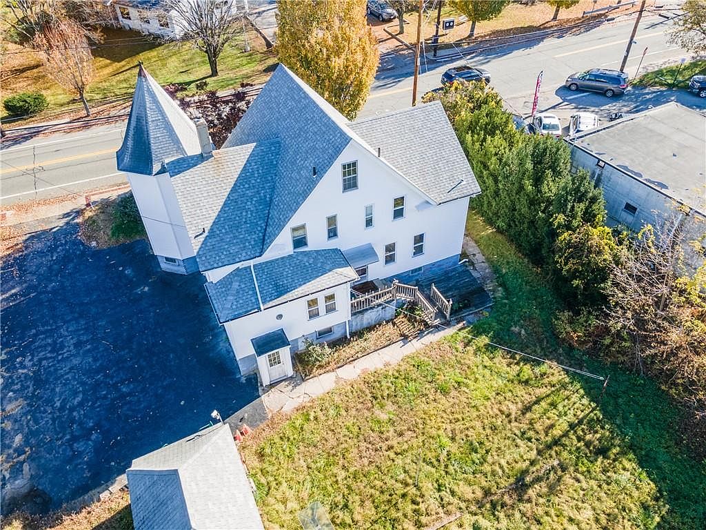 948 Charles St, North Providence, RI 02904 Zillow