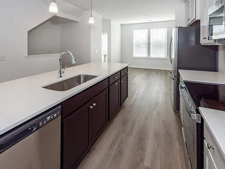4633 Forest Hills Dr #1303 — Photo 28