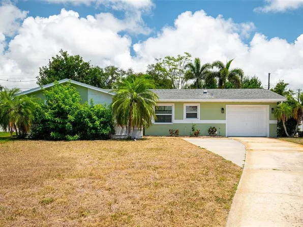 10297 Hetrick Cir E, Largo, FL 33774