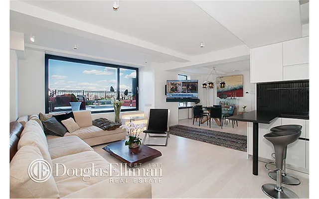 Rented by Douglas Elliman | media 26