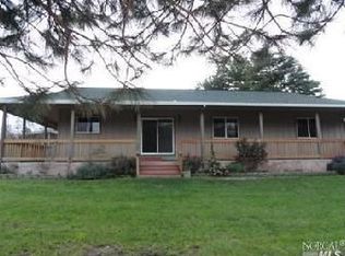 460 Hardwick Rd, Ukiah, CA 95482