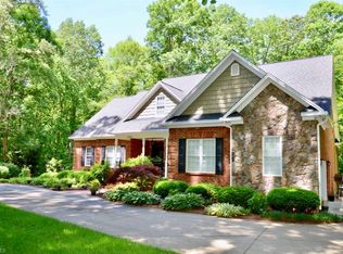 1020 Red Coat Rd, Yadkinville, NC 27055