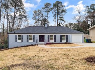 2113 Hillock Dr, Raleigh, NC 27612