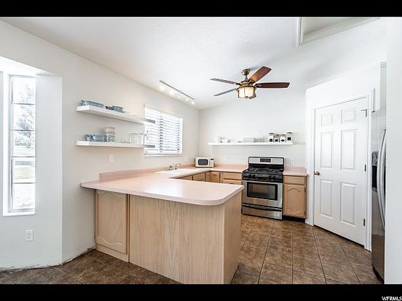 3rd image of 4116 W 9860th St N