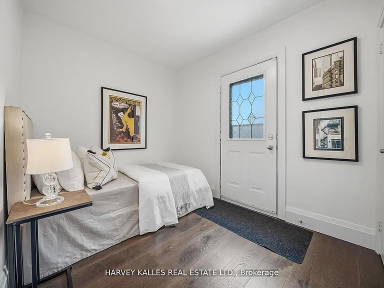568 Northcliffe Blvd — Photo 21