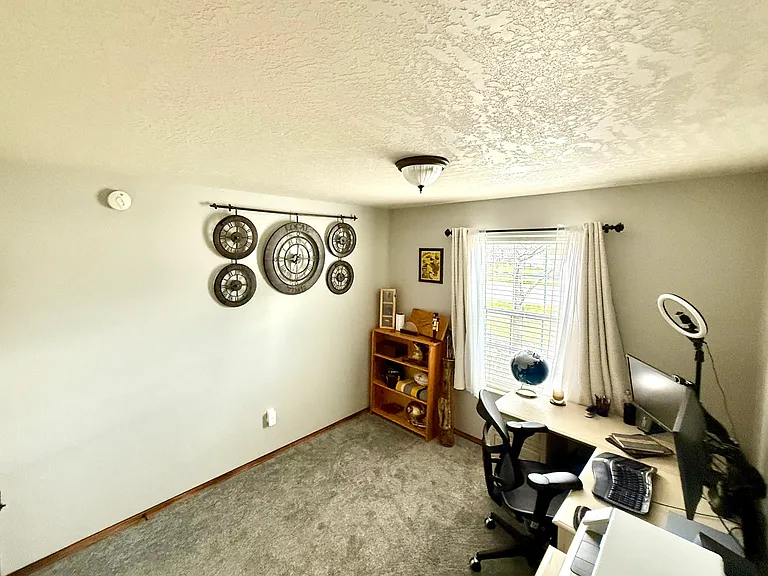 1268 W Bentwood Loop — Photo 26