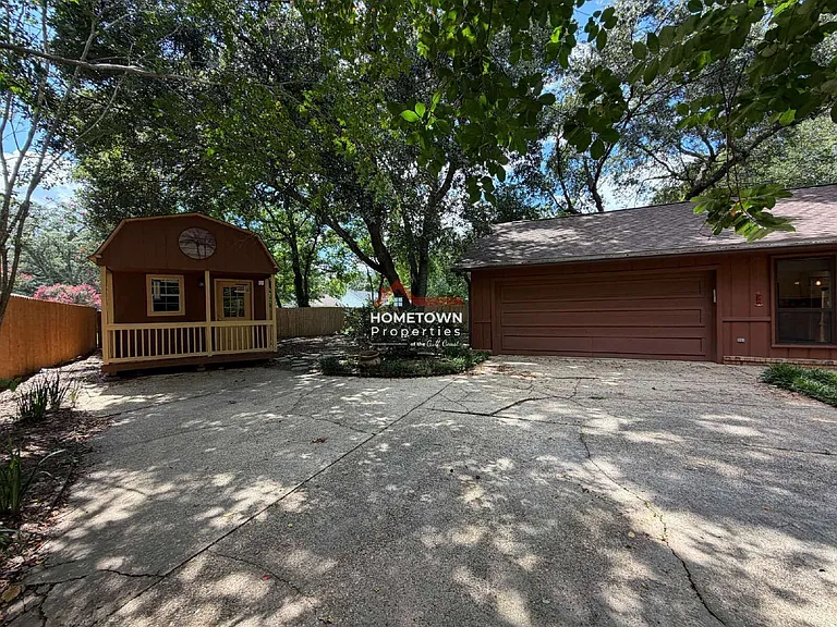 7707 Beechwood Dr — Photo 31