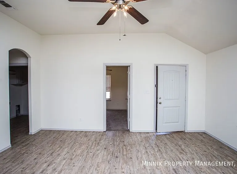 1118 Preston Trl — Photo 27