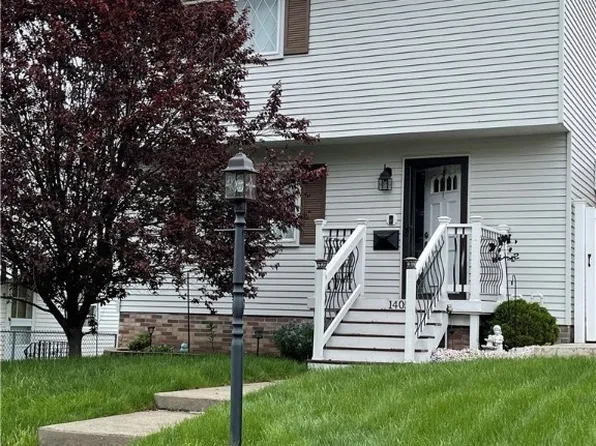 1405 4th St, Natrona Heights, PA 15065