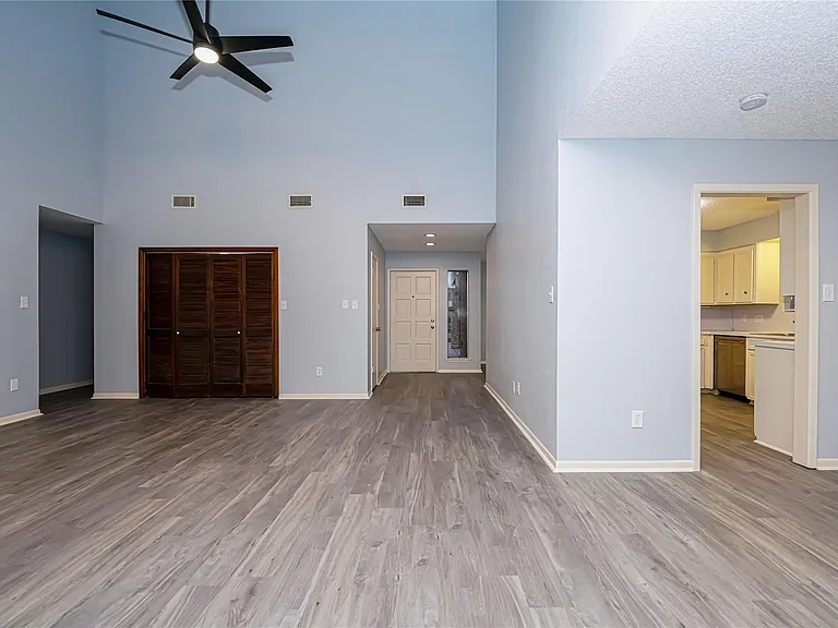 2306 Wallingford Dr — Photo 35