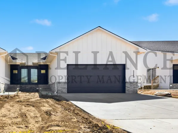 5243 N Pinecrest St, Wichita, KS 67220