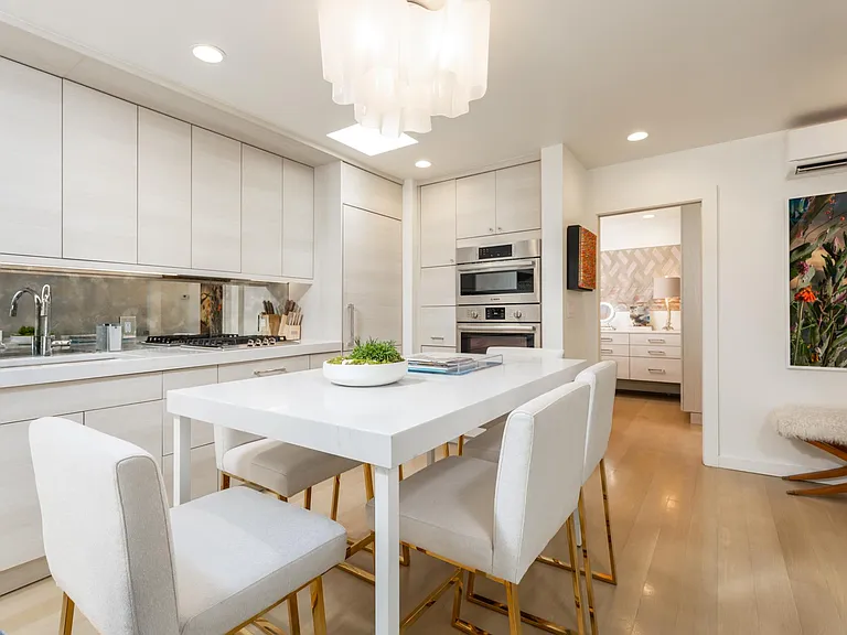 124 E Durant Ave #2 — Photo 4
