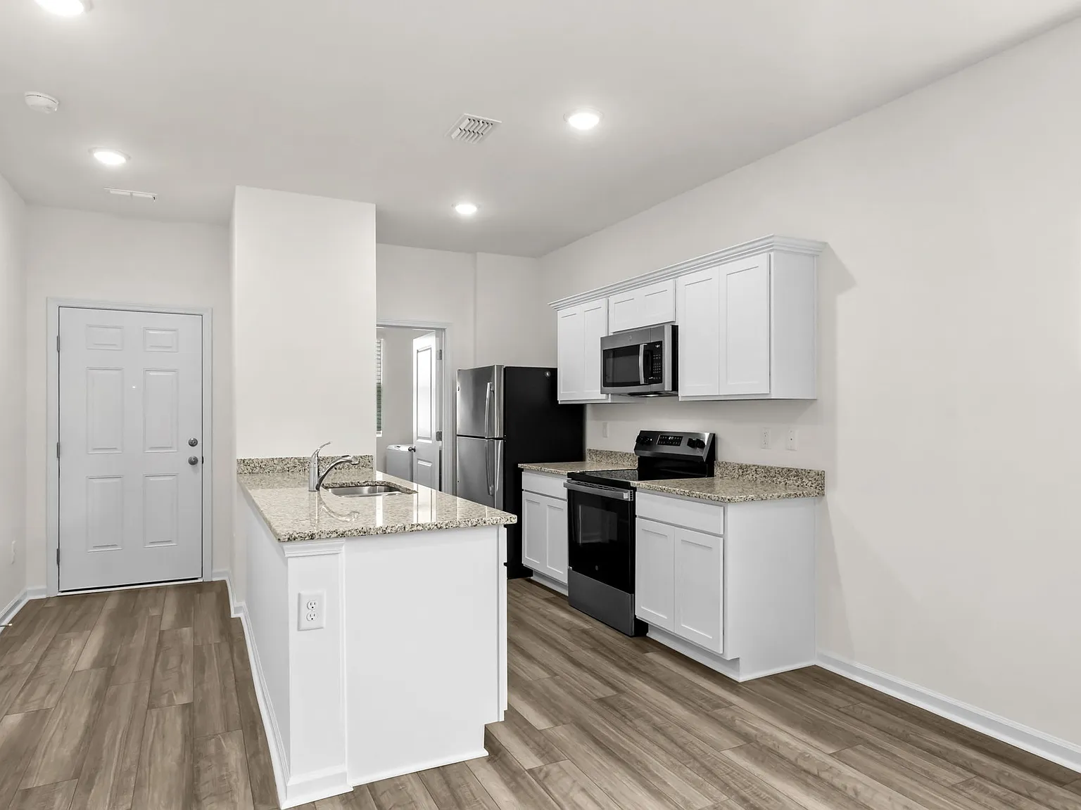 450 Castillo Drive - 1 — Photo 4