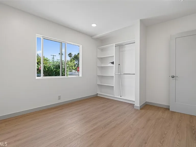 10822 Mount Gleason Ave — Photo 19