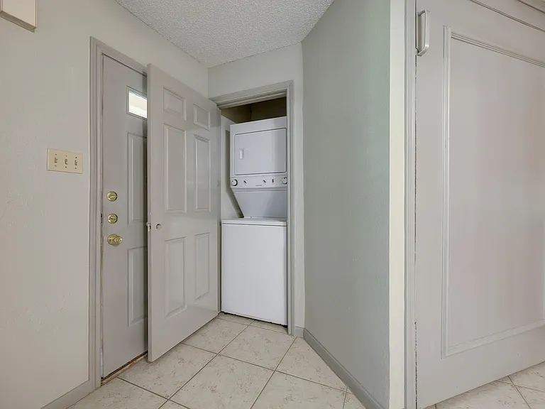 1311 Antoine Dr #146 — Photo 15