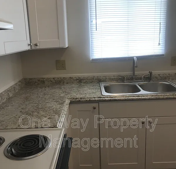 1401 W Allison Rd #3 — Photo 2