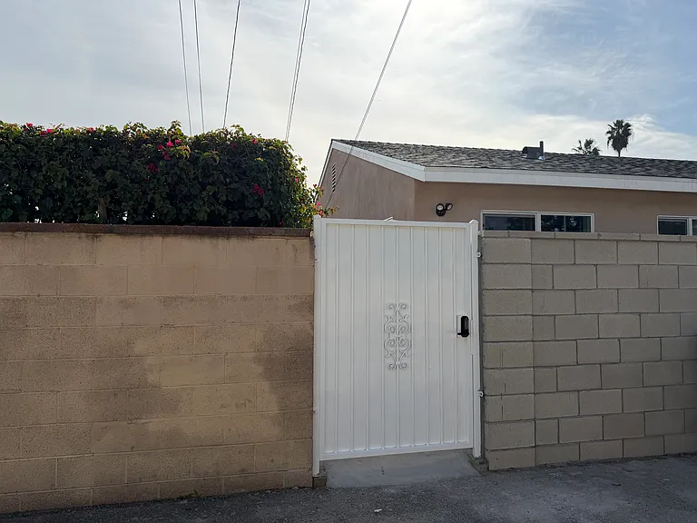 1803 James Pl — Photo 27