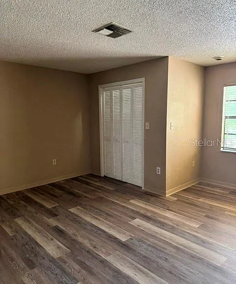8559 Pilgrim Ct — Photo 5