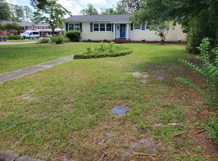 2822 Willow St, Wilmington, NC 28405