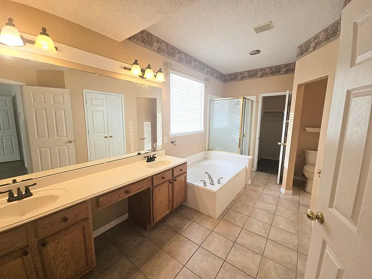 4605 Buffalo Bend Pl — Photo 12