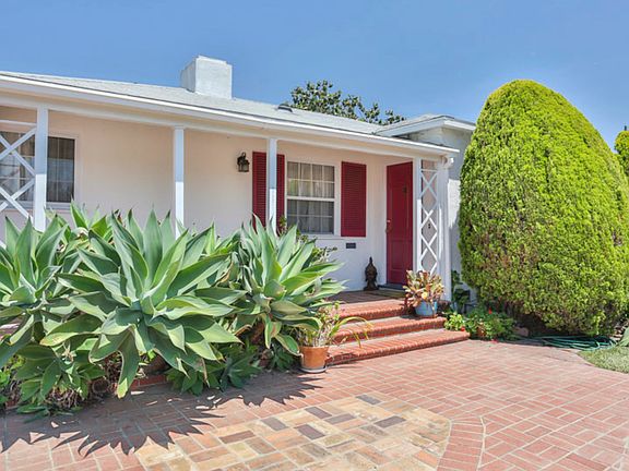 5th image of 4022 McLaughlin Ave